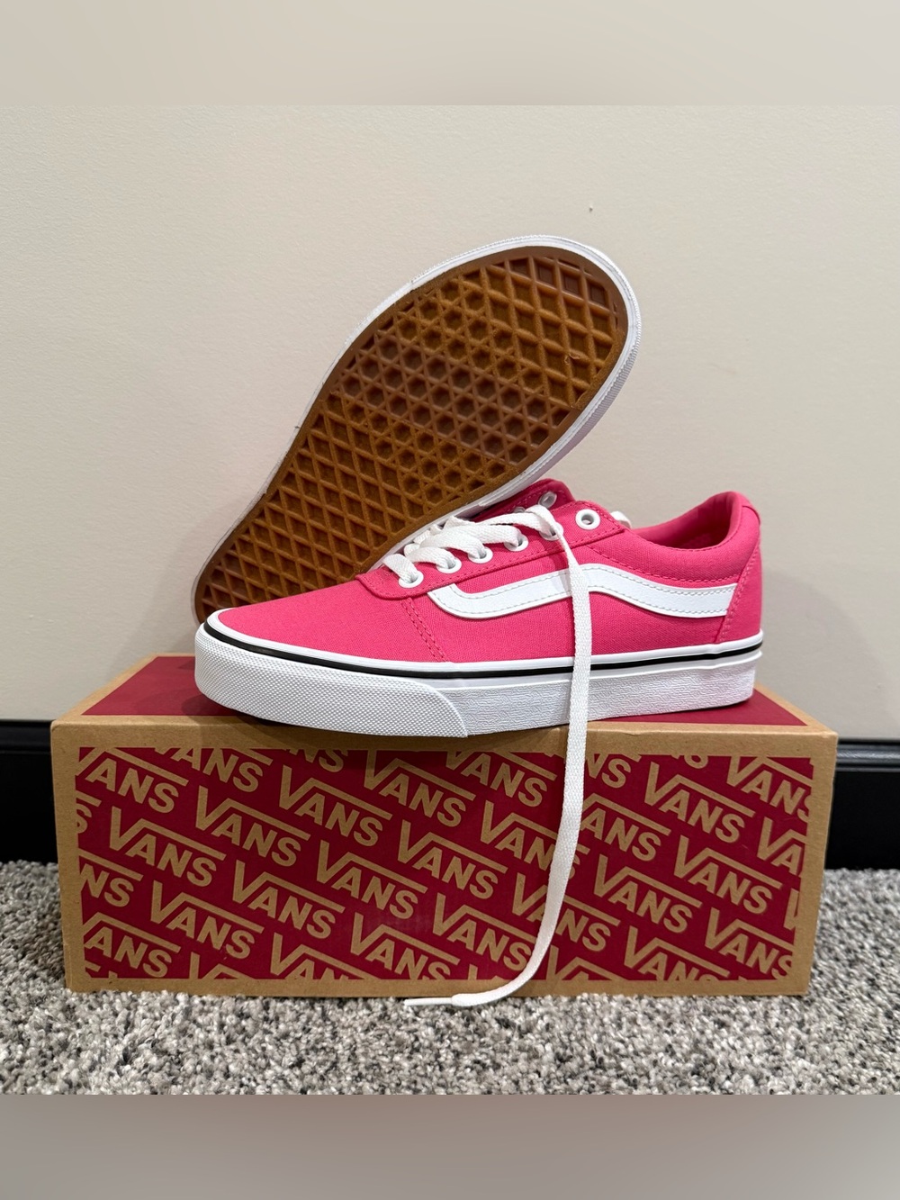 Vans Women's Ward Athletic Canvas Shoe Honeysuckle Pink Sneaker Size 6